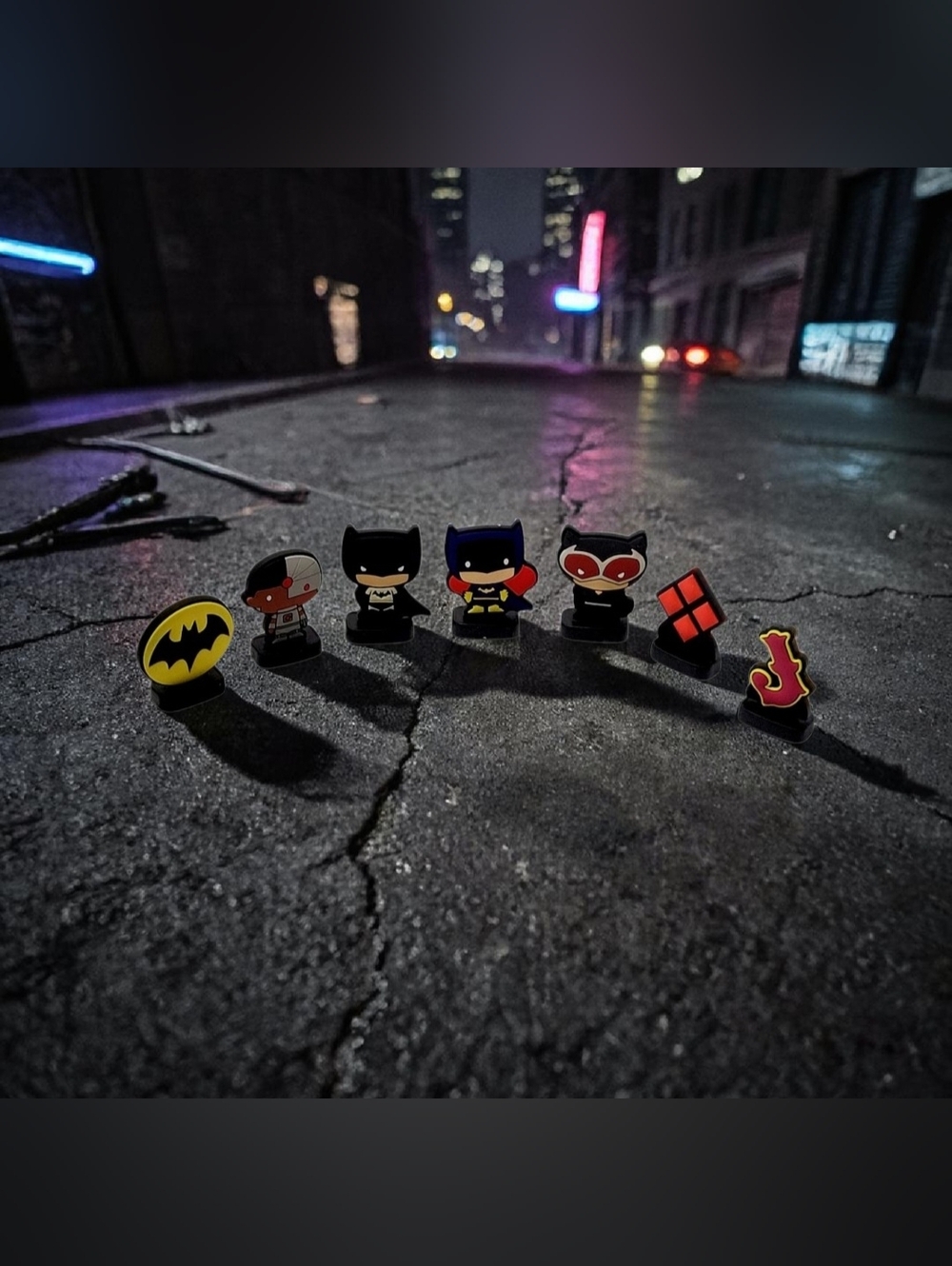 Lot #3 Circle K Exclusive DC Herostix Chibi Style Batman/Catwoman/Symbol Badges.